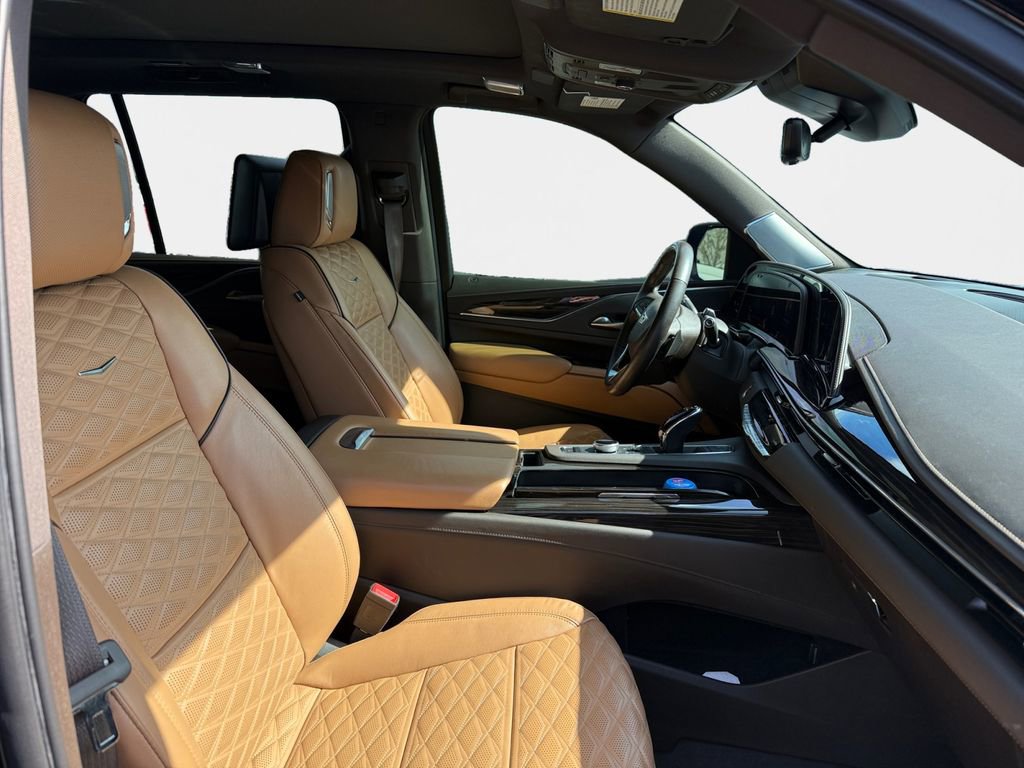 Used 2021 Cadillac Escalade Sport w/ Driver Assist Tech Package image 19