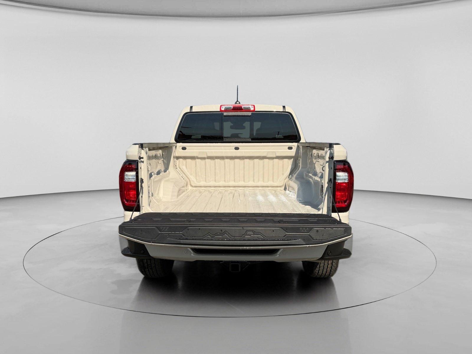 New 2026 GMC Canyon Elevation w/ Convenience Package image 18
