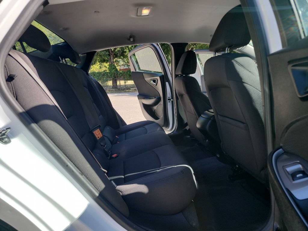 Used 2023 Chevrolet Malibu LS FWD image 26