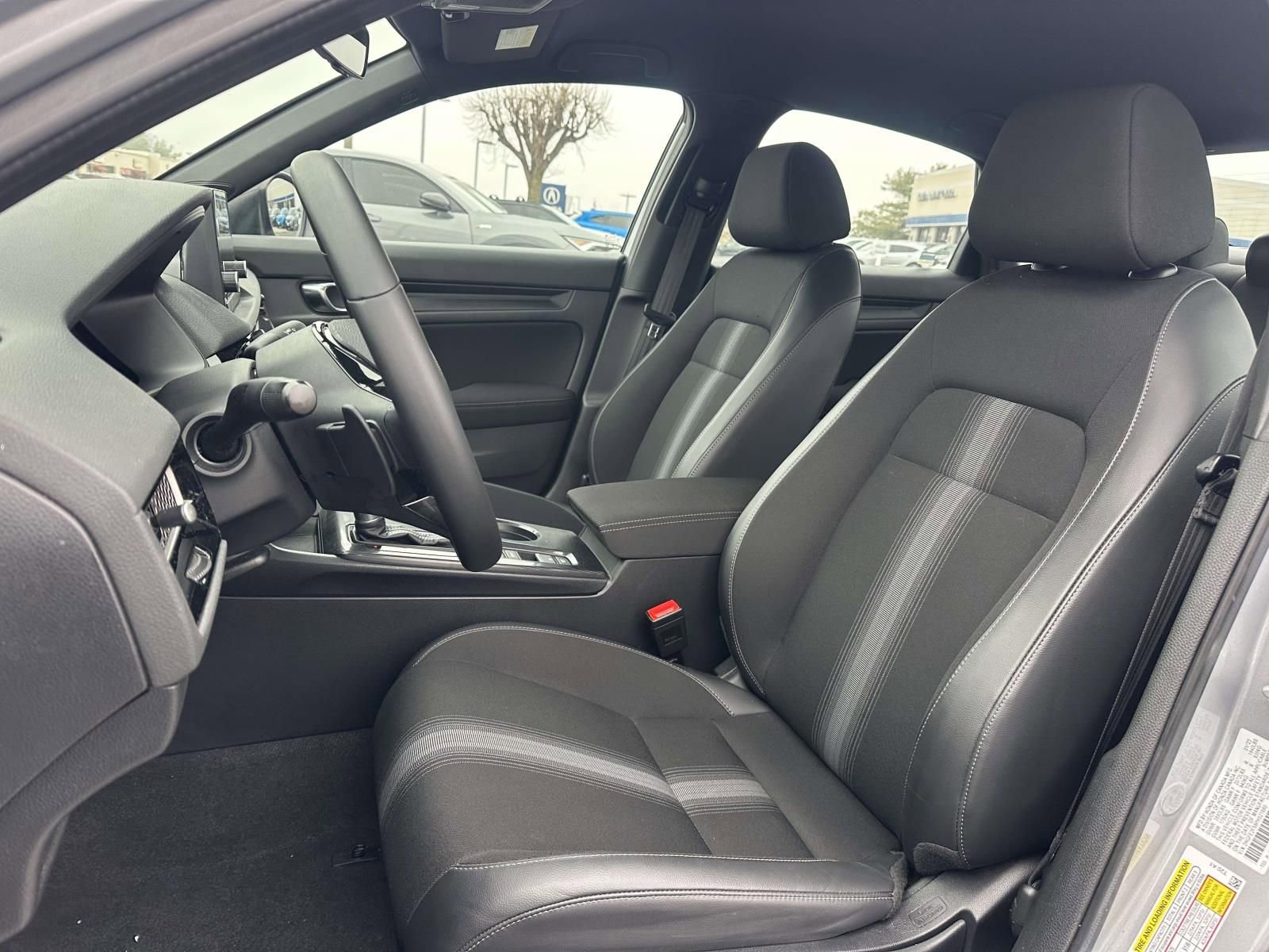 Used 2023 Honda Civic Sport image 14