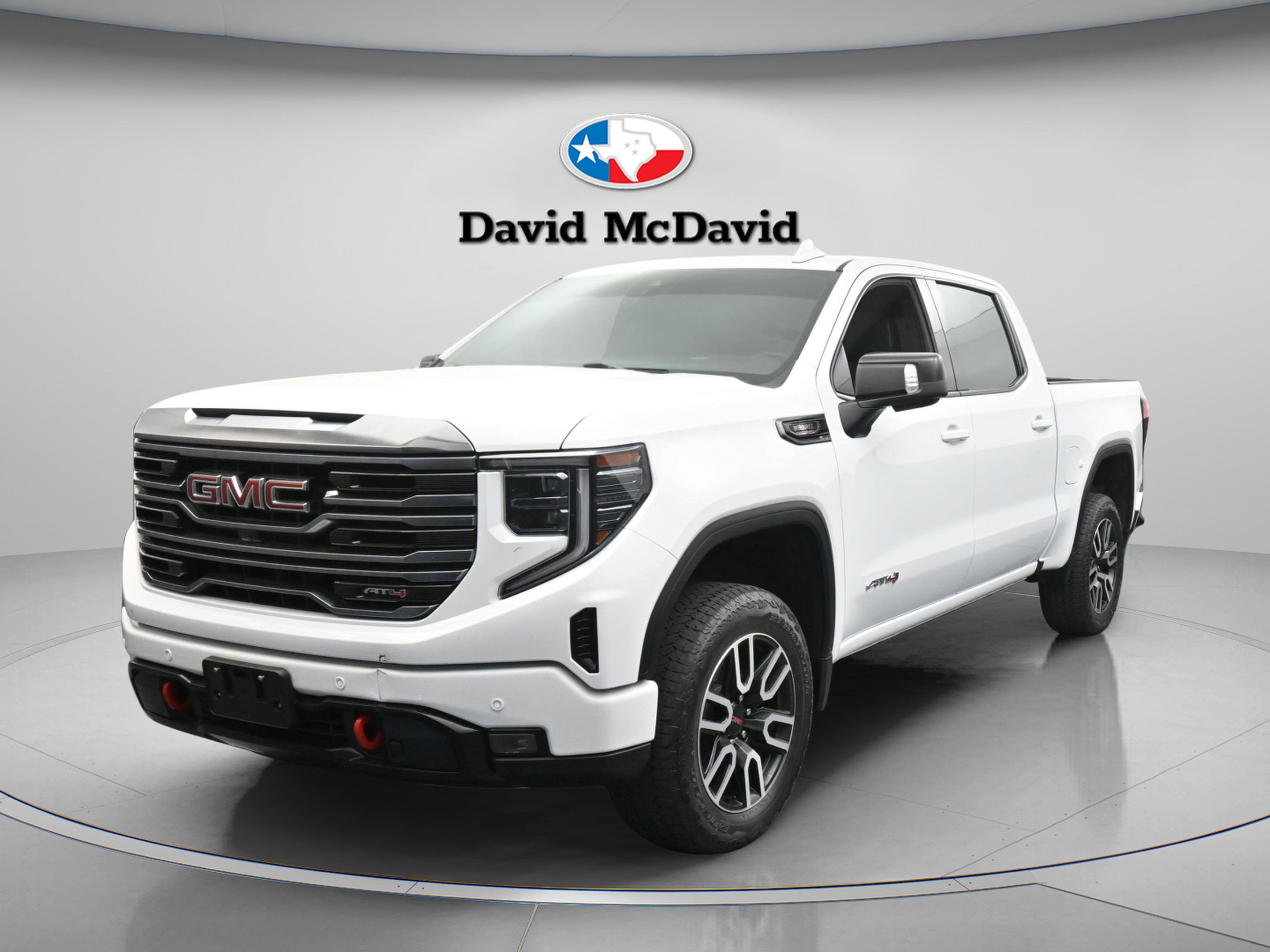 Used 2024 GMC Sierra 1500 AT4 w/ AT4 Preferred Package AWD/4WD image 5