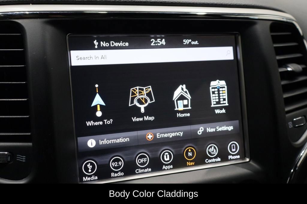 Used 2018 Jeep Grand Cherokee Altitude image 33