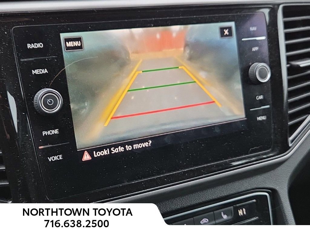 Used 2020 Volkswagen Atlas Cross Sport SEL image 23