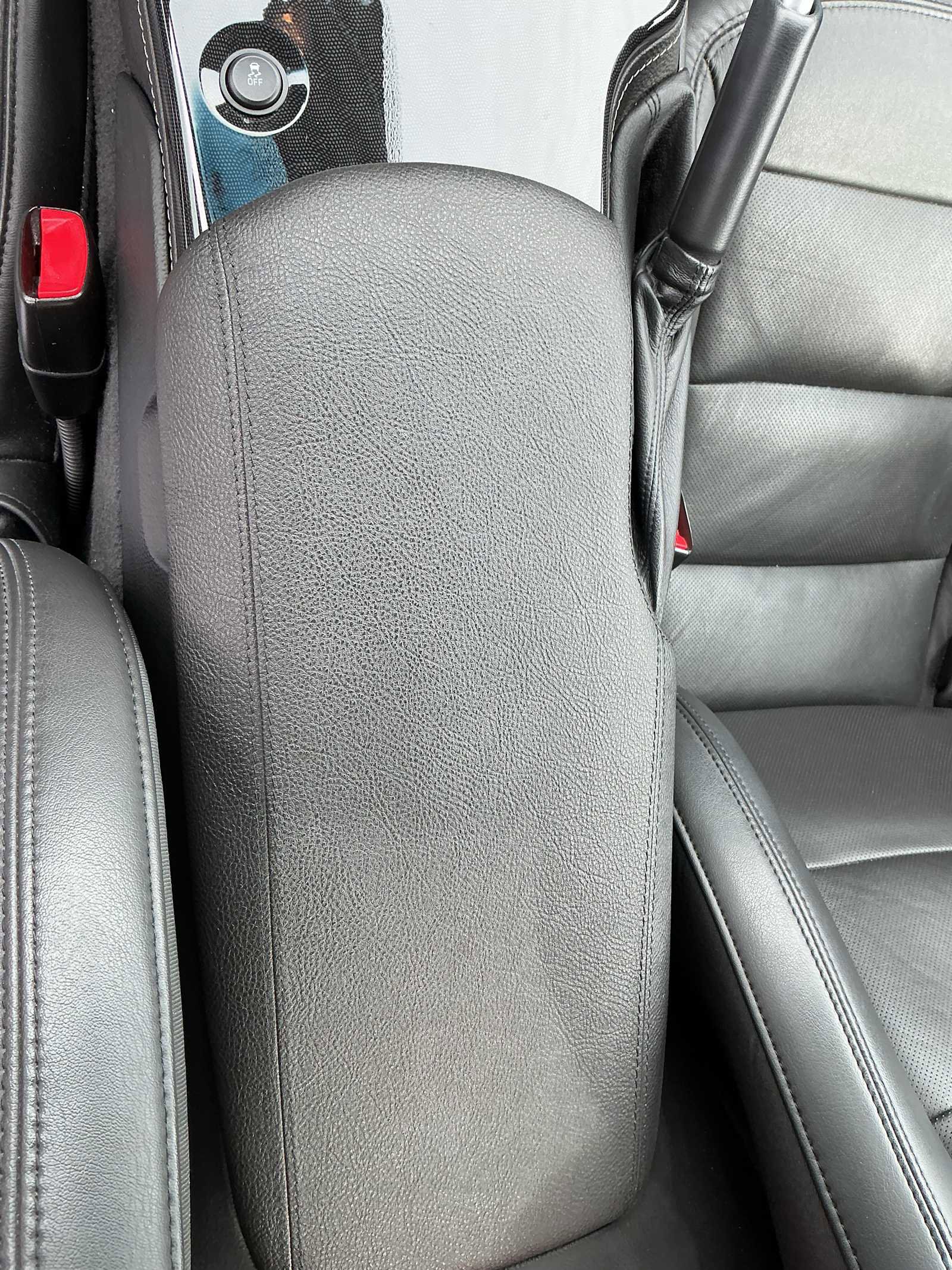 Used 2012 Chevrolet Corvette Grand Sport w/ 3LT Preferred Equipment Group image 16