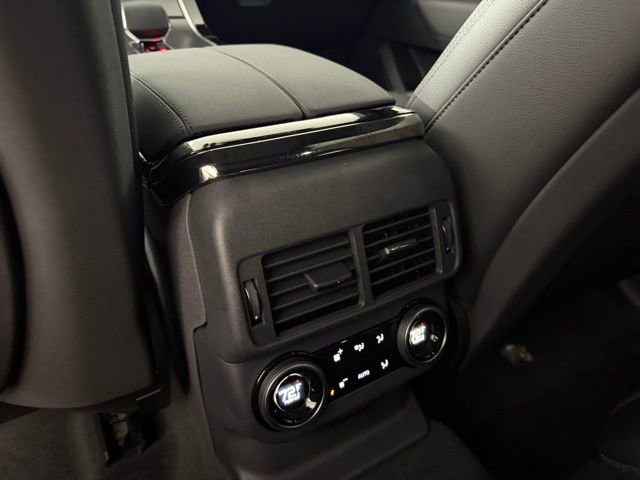 New 2026 Land Rover Range Rover Velar S image 27