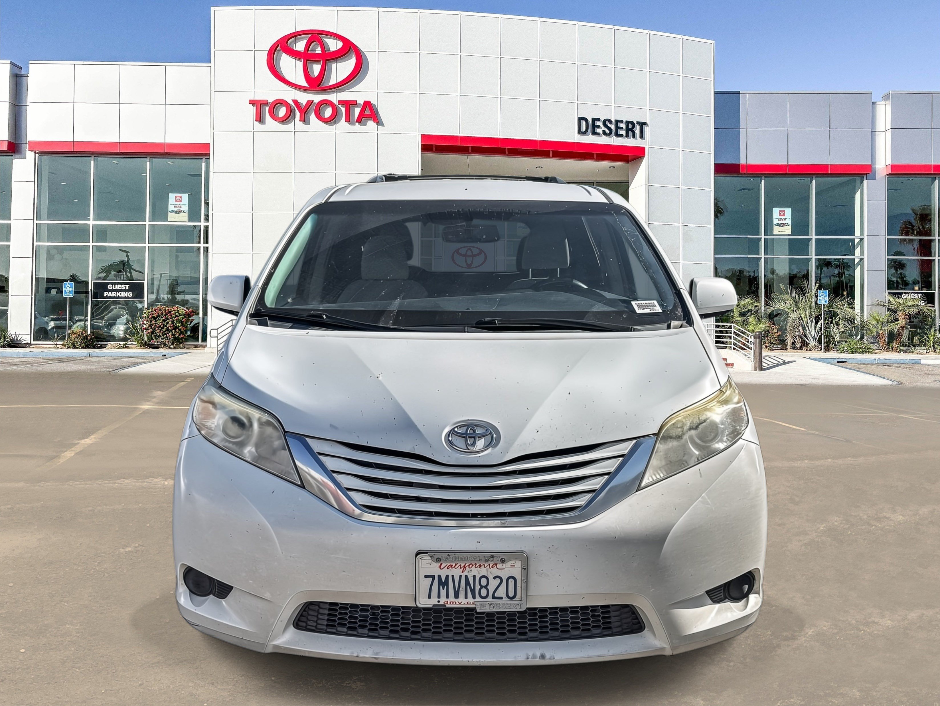 Used 2015 Toyota Sienna LE FWD video 2
