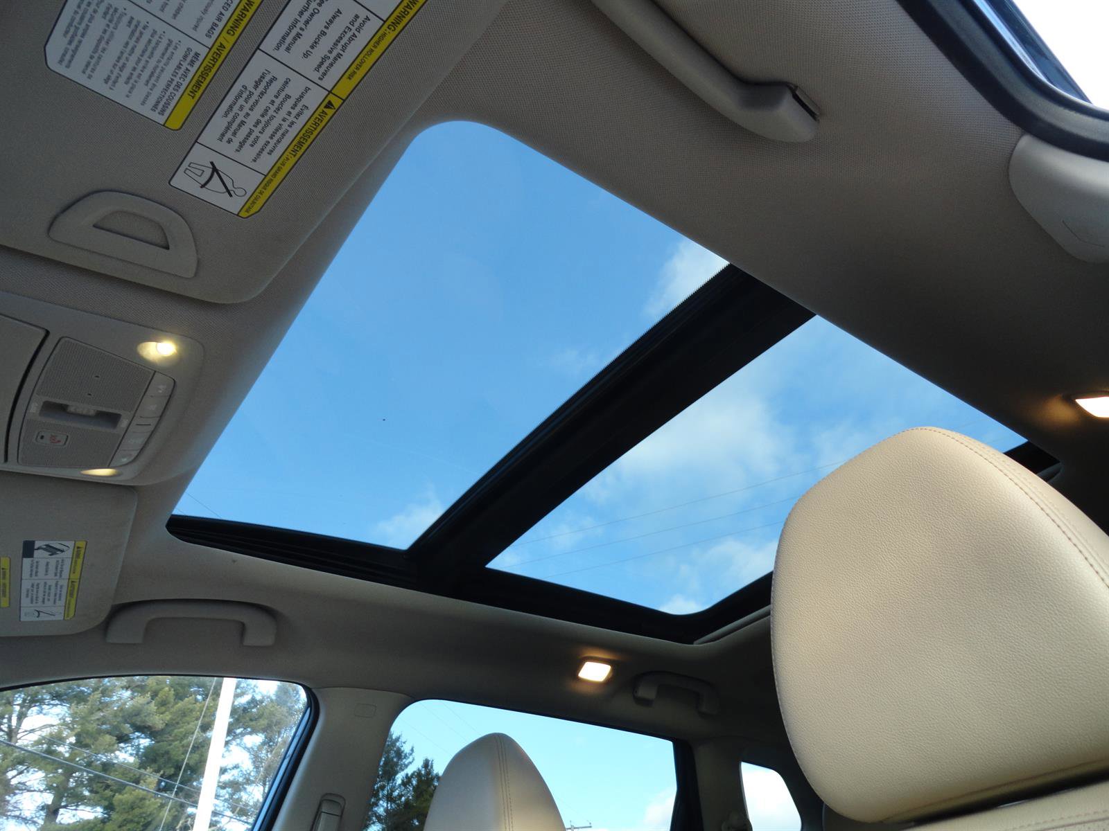 Used 2020 Nissan Rogue SL w/ Premium Package image 19