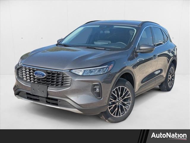 New 2025 Ford Escape SE