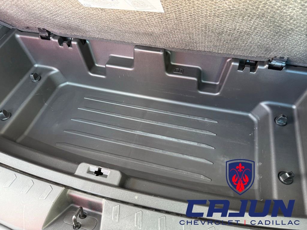 Used 2023 Chevrolet Traverse LT w/ LT Premium Package image 24