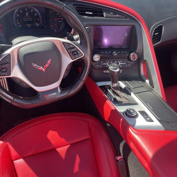 Used 2015 Chevrolet Corvette Z06 w/ 3LZ Preferred Equipment Group image 11