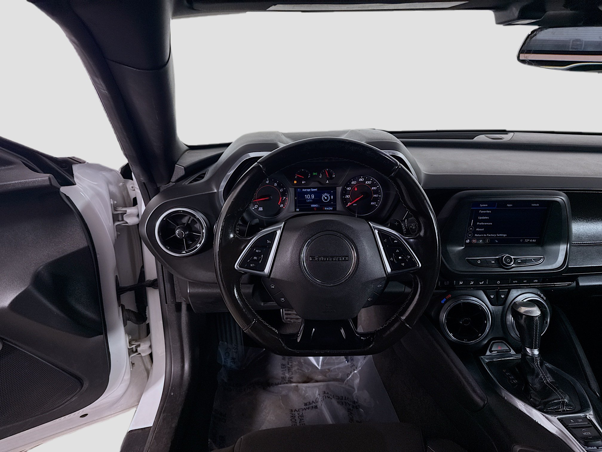 Used 2019 Chevrolet Camaro LT RWD image 17
