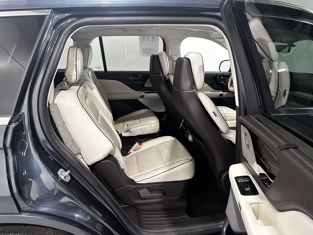Used 2020 Lincoln Aviator Black Label w/ Dynamic Handling Package image 24