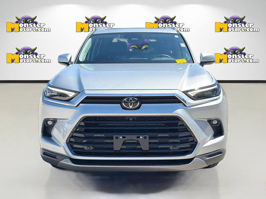 Used 2024 Toyota Grand Highlander AWD Hybrid image 2