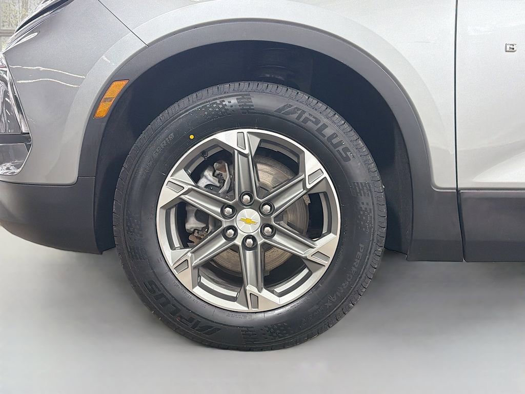 Used 2024 Chevrolet Blazer LT w/ Convenience Package image 31