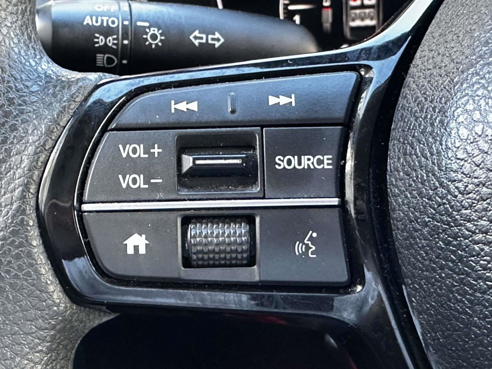 Used 2024 Honda Civic LX image 23