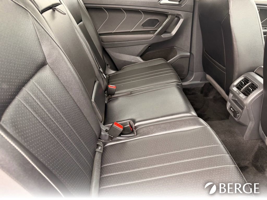 Used 2022 Volkswagen Tiguan SE image 14