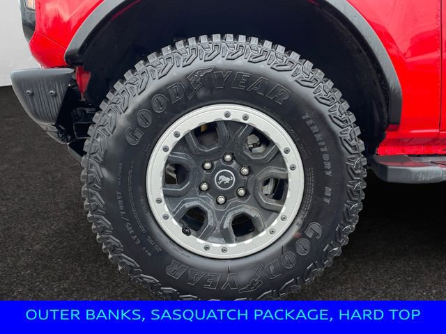 New 2024 Ford Bronco Outer Banks w/ Sasquatch Package image 14