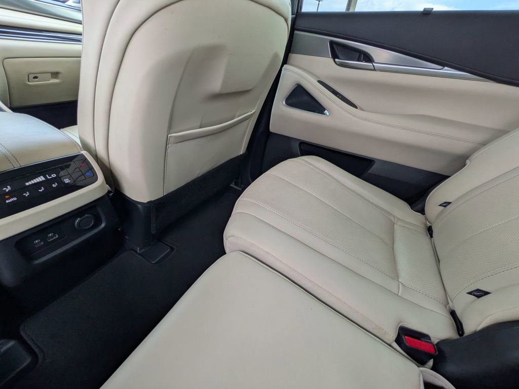 Used 2023 INFINITI QX60 Luxe w/ Vision Package image 30