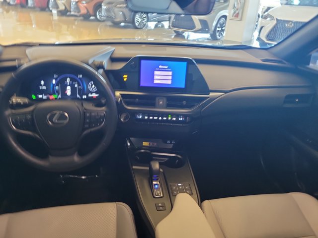 Used 2025 Lexus UX 300h FWD w/ Accessory Package (Z2) image 17