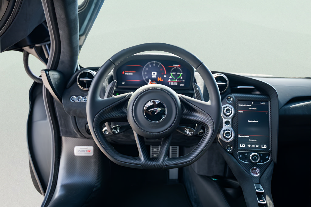 Used 2019 McLaren 720S RWD image 37