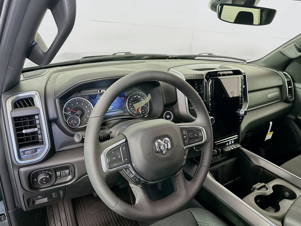 New 2026 RAM 1500 Big Horn AWD/4WD image 9