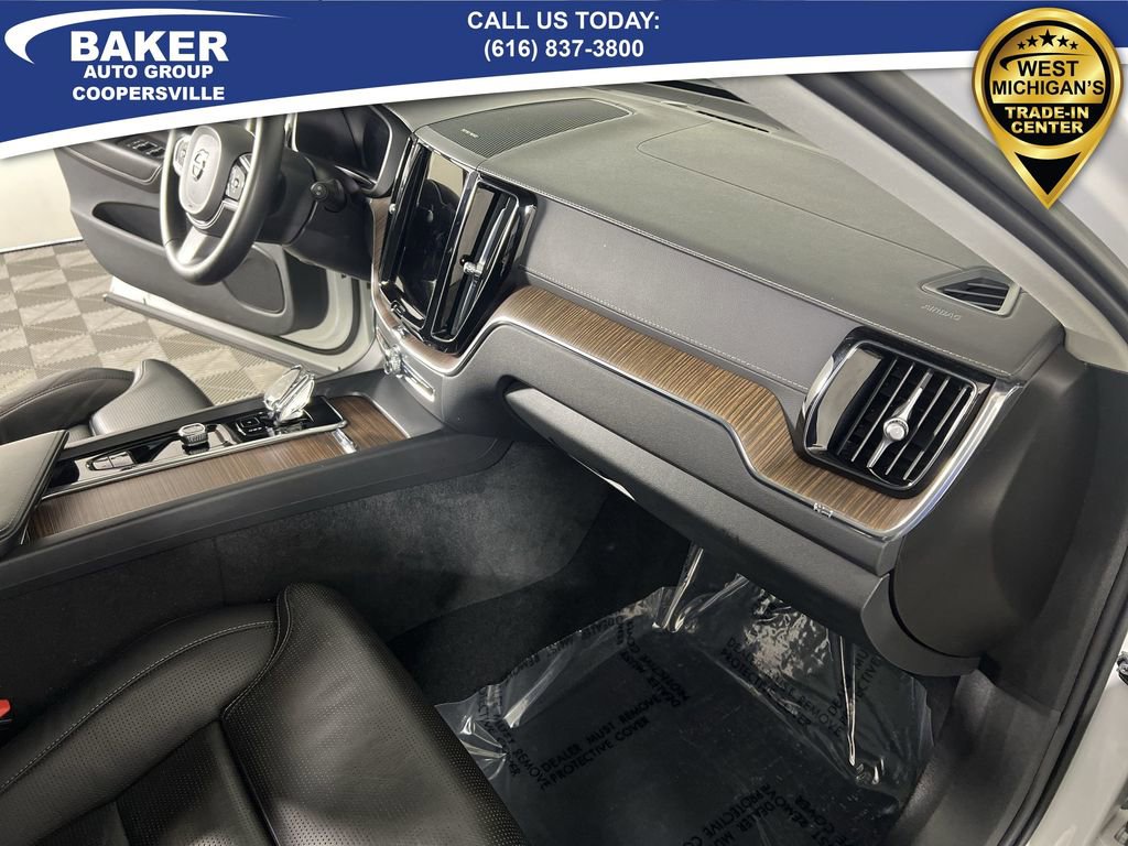 Used 2023 Volvo XC60 B6 Ultimate image 29