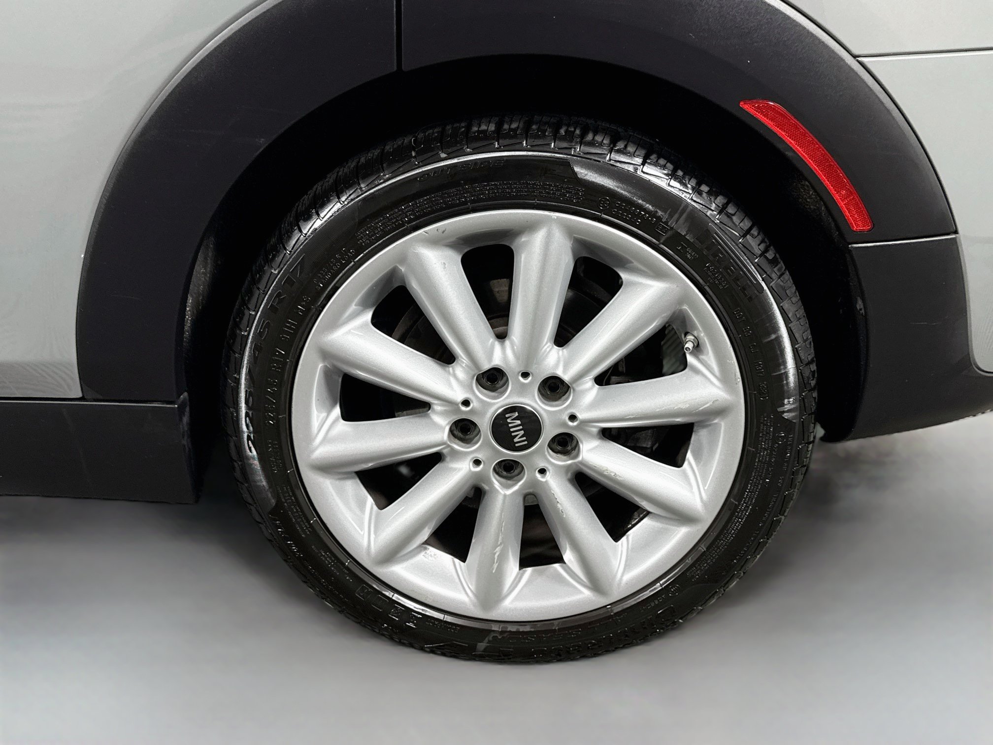Used 2020 MINI Cooper Clubman S w/ Storage Package AWD/4WD image 32