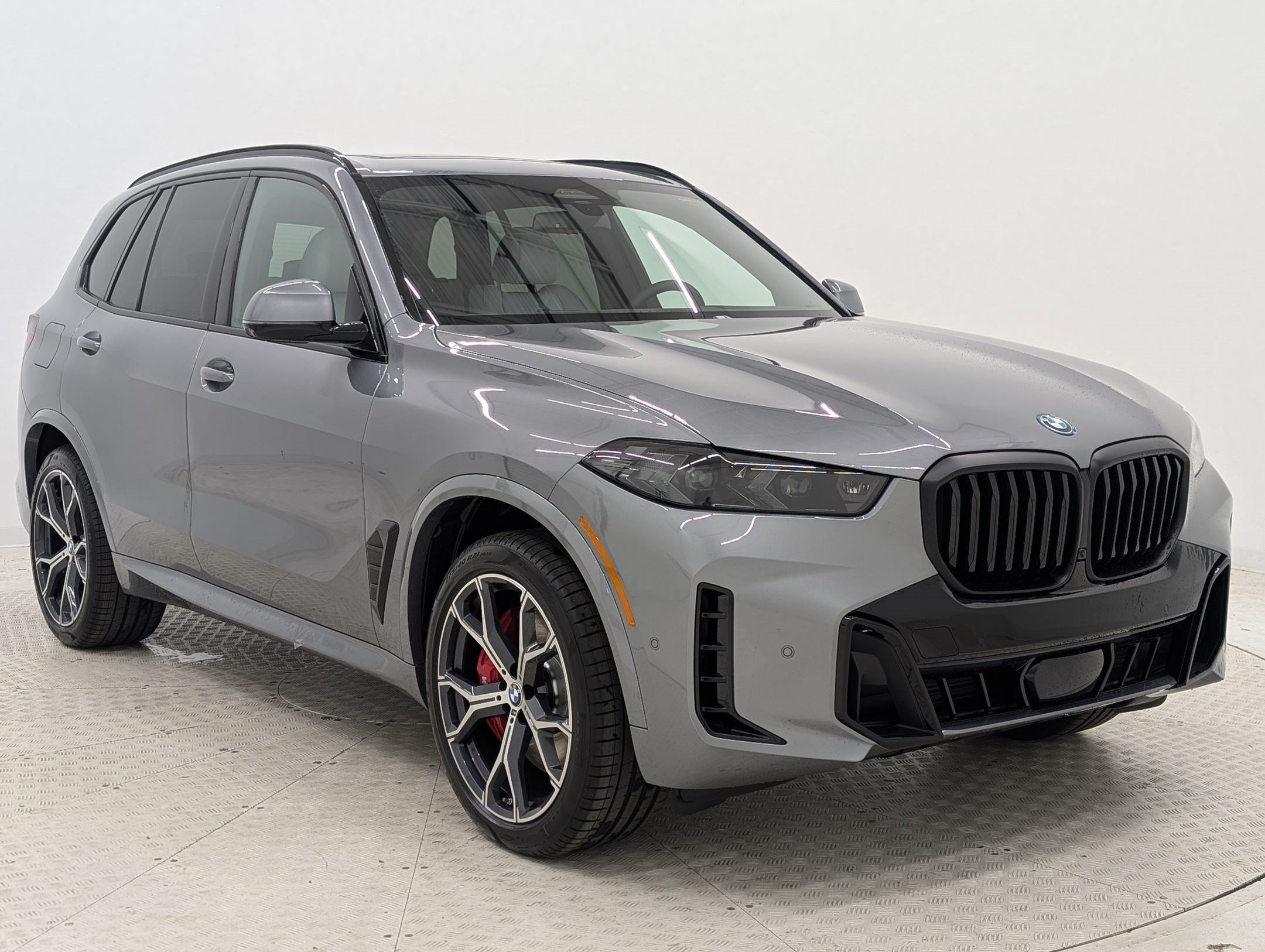 Used 2026 BMW X5 xDrive50e w/ M Sport Package AWD/4WD image 7