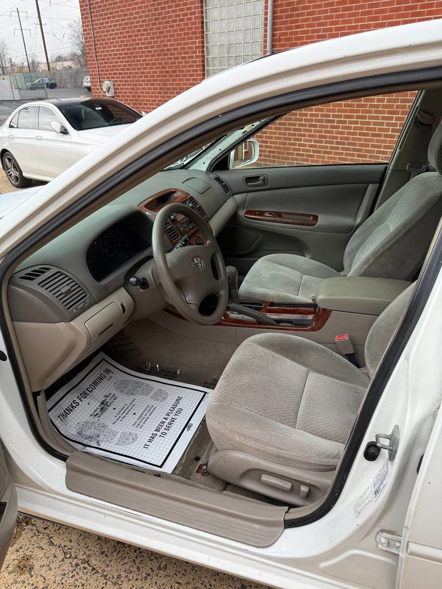 Used 2003 Toyota Camry LE FWD image 7