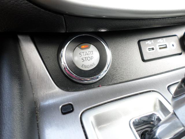 Used 2020 Nissan Murano SL w/ Moonroof Package image 25
