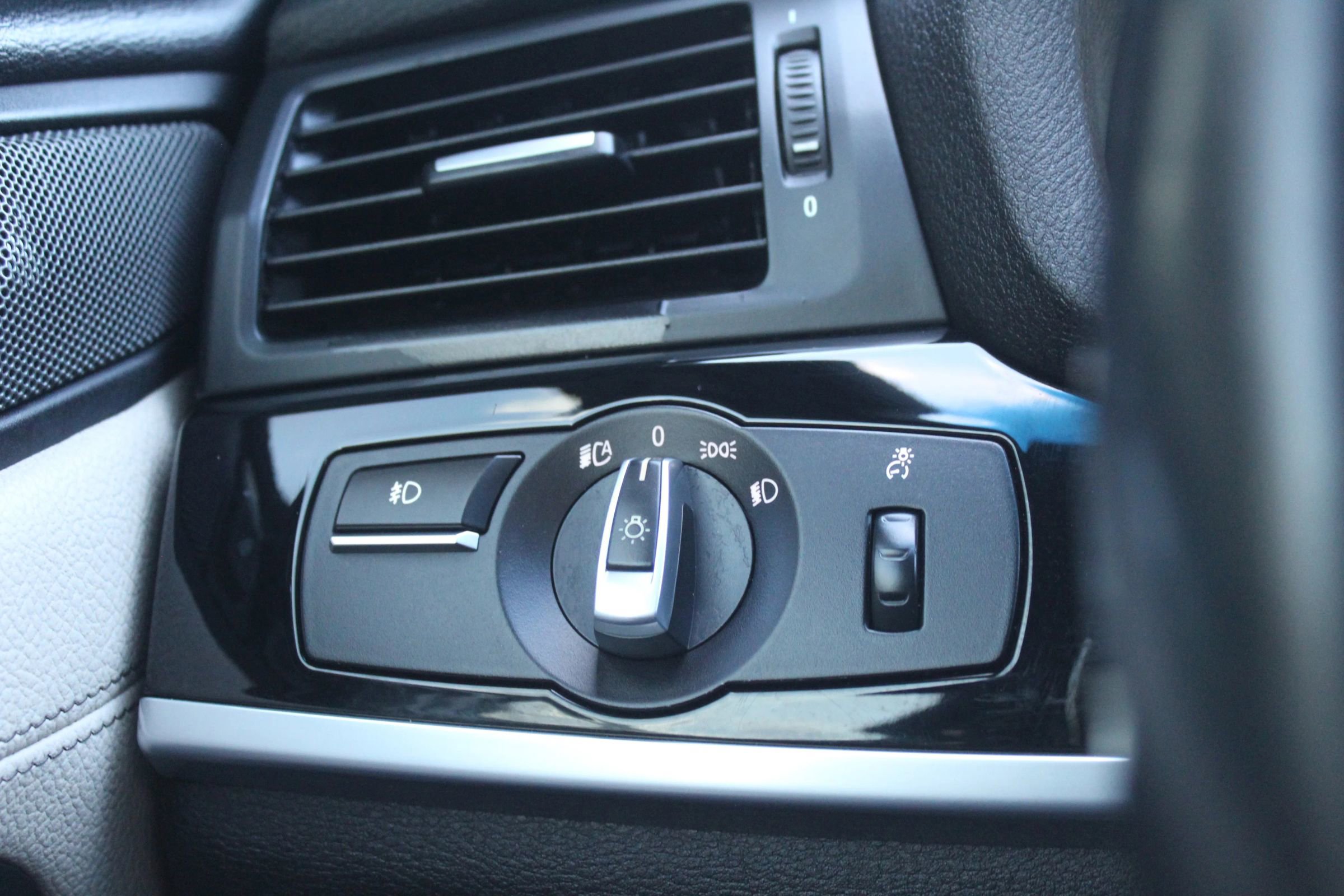 Used 2015 BMW X4 xDrive35i image 26