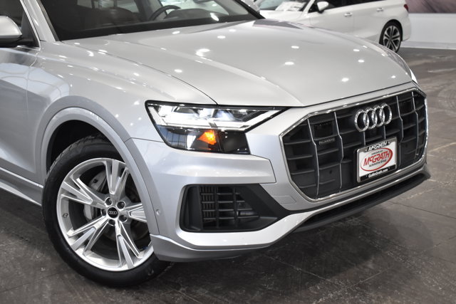 Used 2022 Audi Q8 Premium Plus image 2
