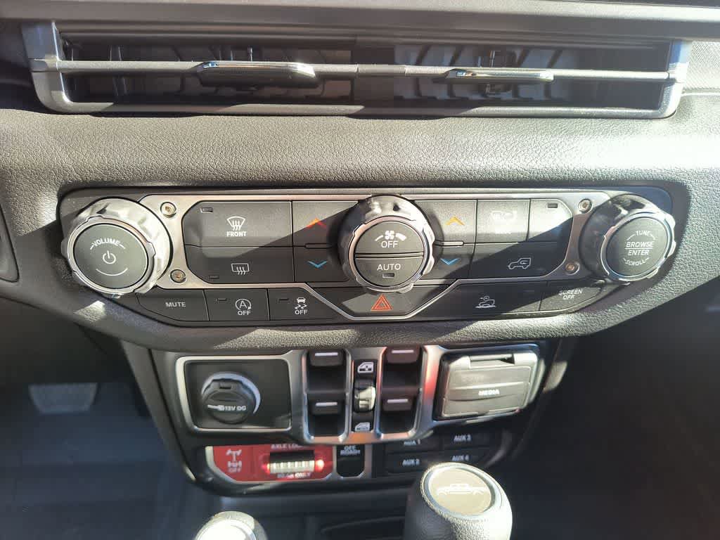 New 2026 Jeep Gladiator Sport AWD/4WD image 18