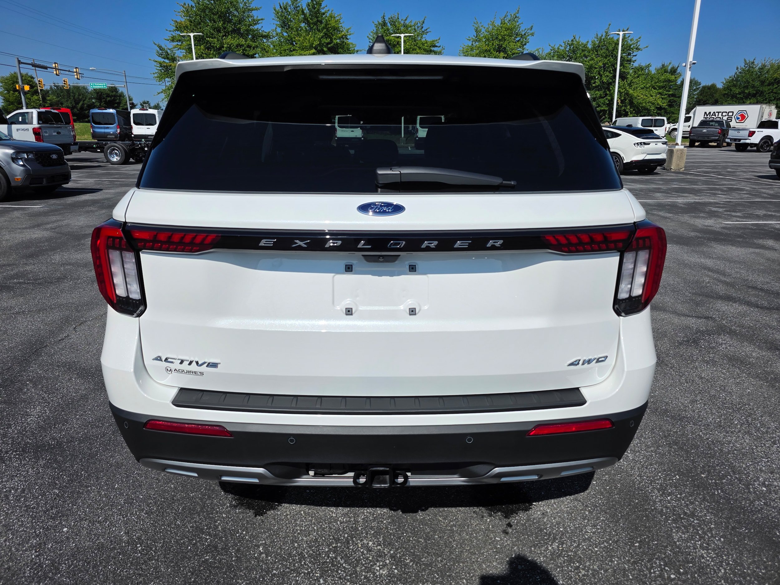 Used 2026 Ford Explorer Active w/ Active Comfort Package AWD/4WD image 4
