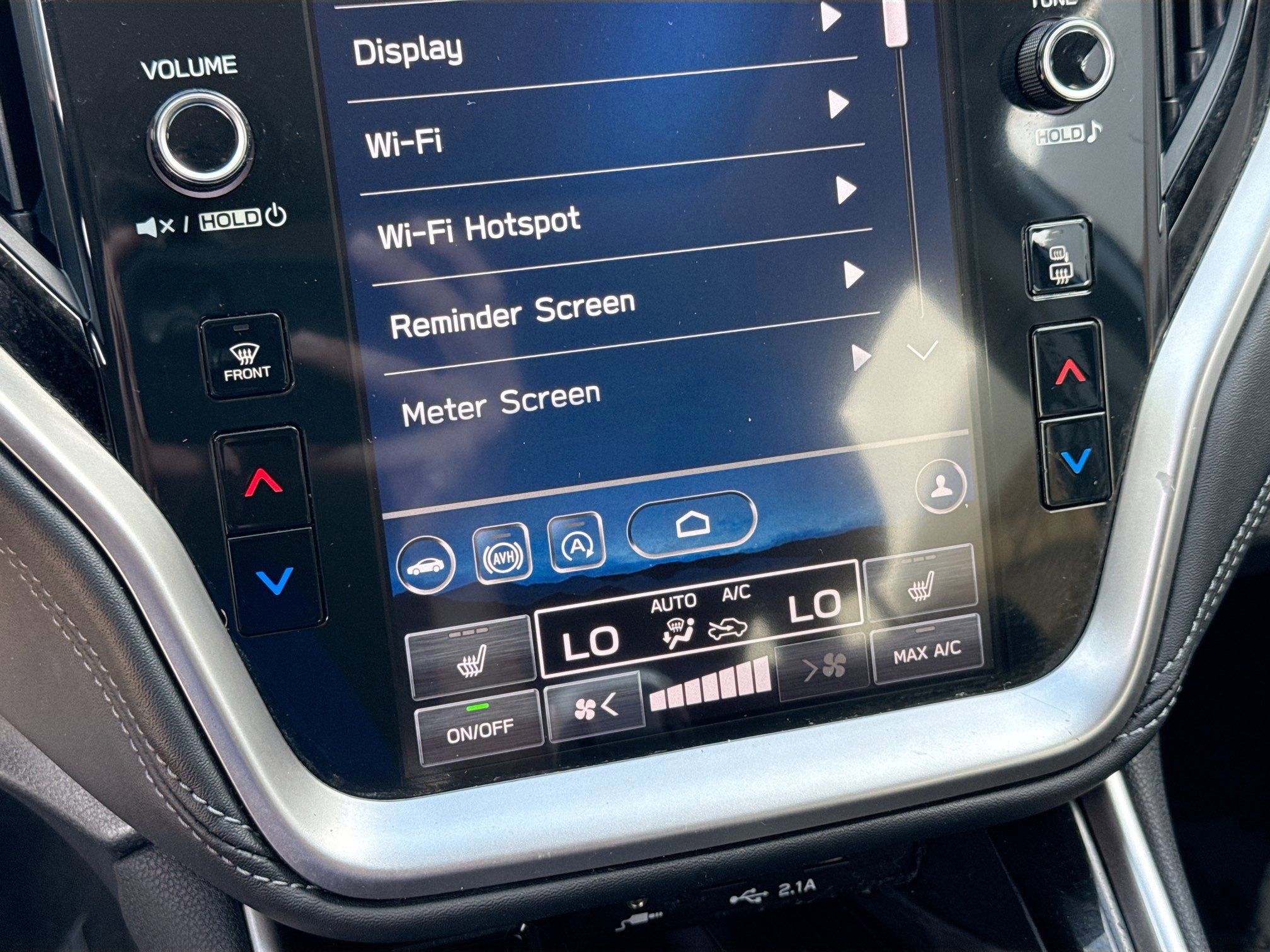 Used 2020 Subaru Outback Premium image 12