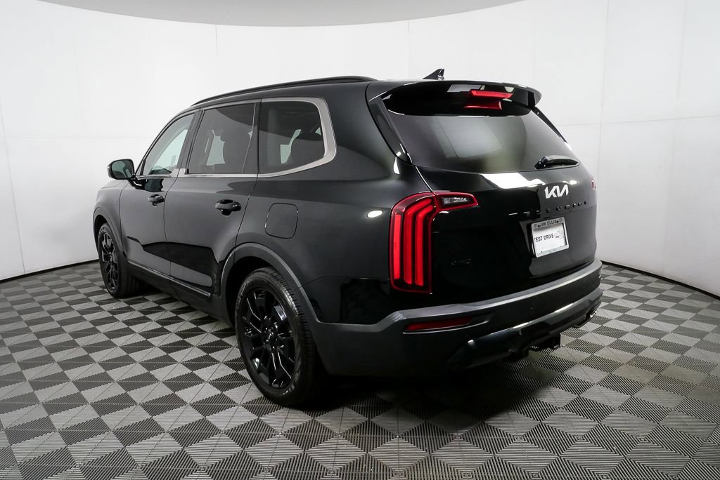 Used 2022 Kia Telluride SX w/ Nightfall Edition Package image 29