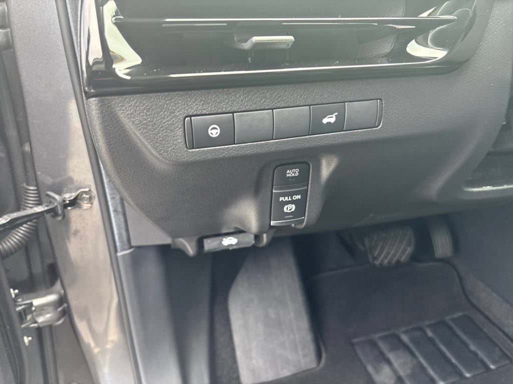 Certified 2025 Nissan Murano SV AWD/4WD image 13