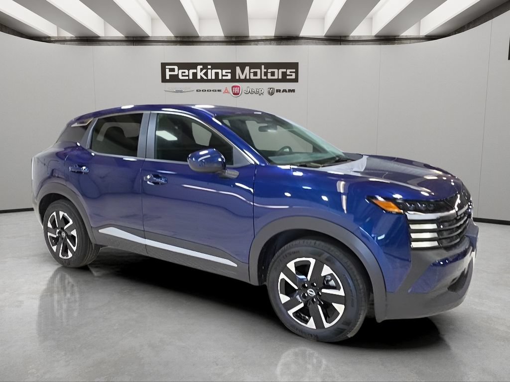 Used 2025 Nissan Kicks SV AWD/4WD image 8