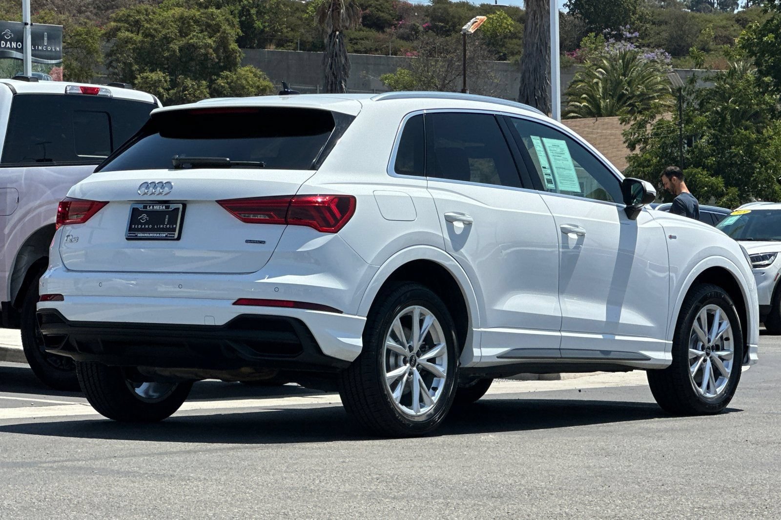 Used 2024 Audi Q3 2.0T Premium AWD/4WD image 3