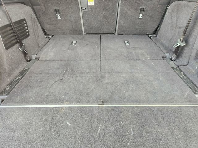 Used 2019 Land Rover Discovery HSE Luxury image 31