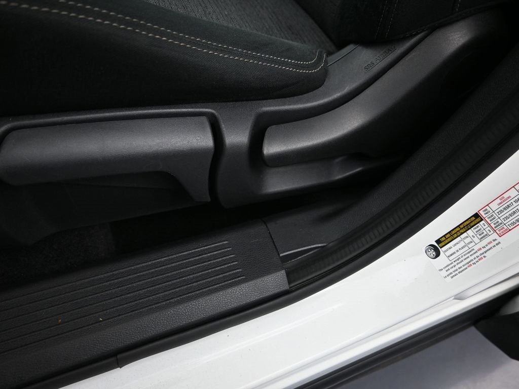 Used 2021 Nissan Rogue S image 11