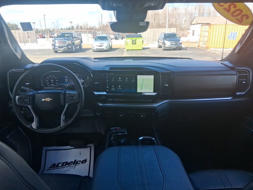 Used 2025 Chevrolet Silverado 1500 High Country w/ Technology Package image 20