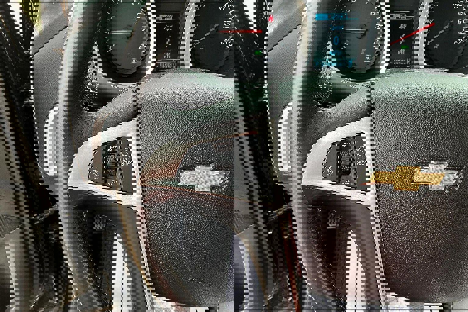 Used 2015 Chevrolet Equinox LT w/ Driver Convenience Package image 11