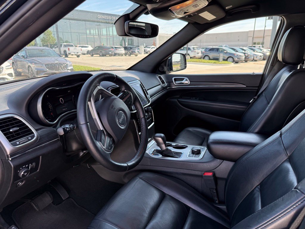 Used 2019 Jeep Grand Cherokee Limited AWD/4WD image 12