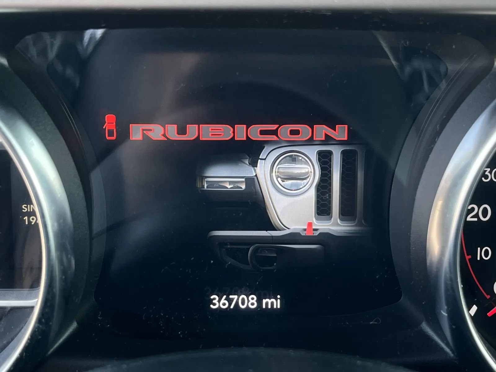 Used 2020 Jeep Gladiator Rubicon AWD/4WD image 11