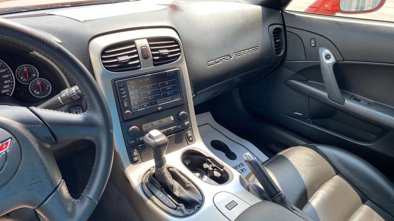 Used 2005 Chevrolet Corvette Coupe w/ Preferred Equipment Group image 25