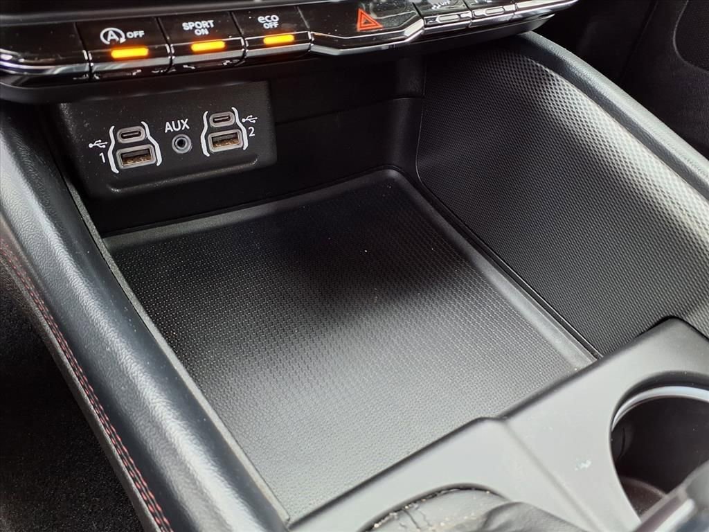 Used 2023 Dodge Durango GT image 8