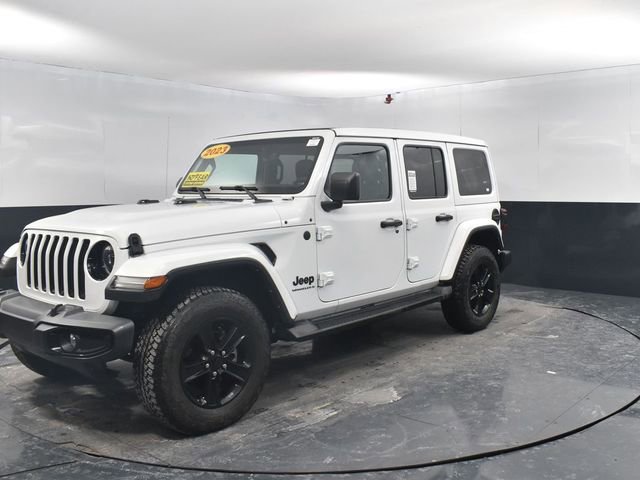 Used 2023 Jeep Wrangler Altitude image 3