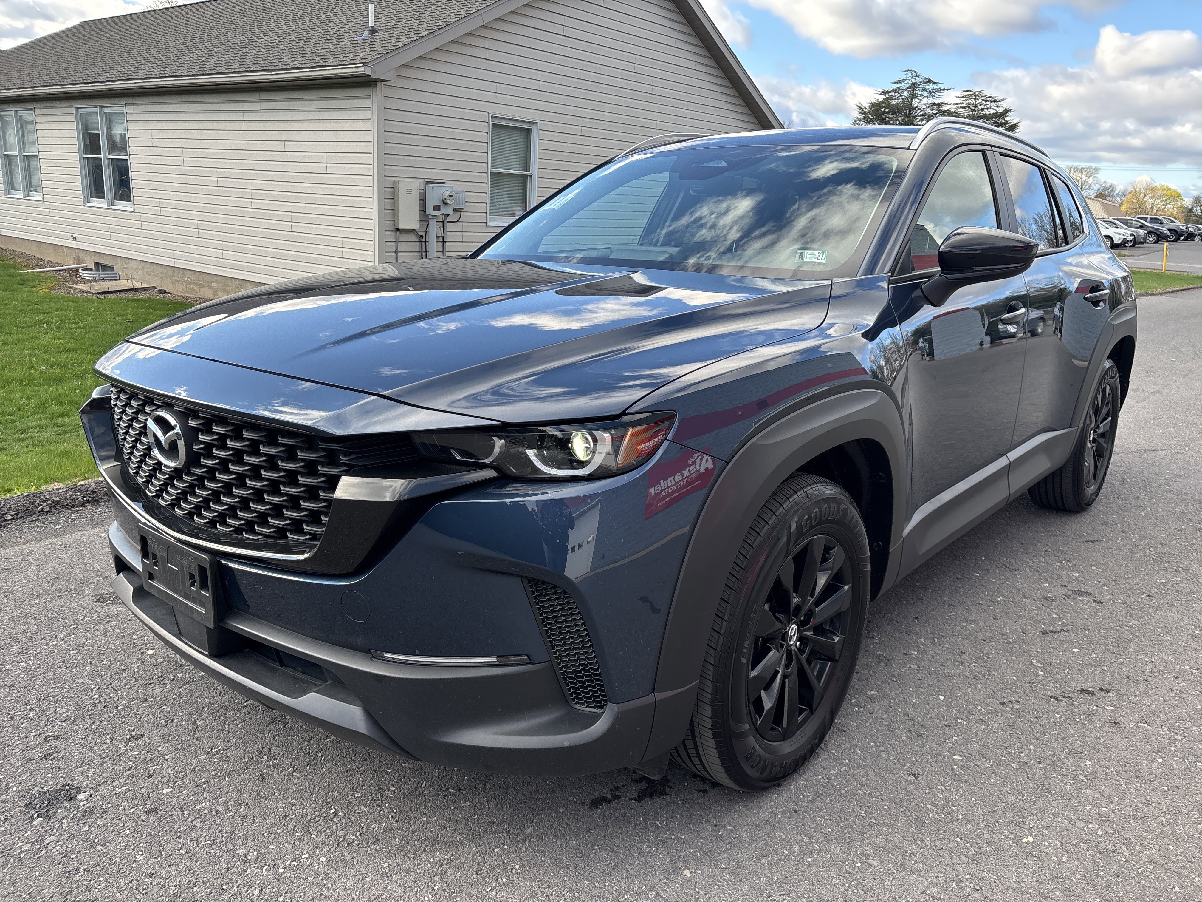 Used 2025 MAZDA CX-50 AWD 2.5 S w/ Premium Package image 8
