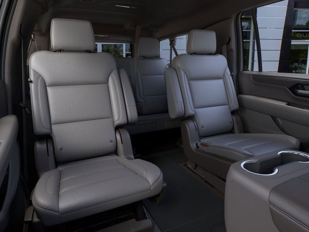 New 2026 GMC Yukon XL Elevation w/ LPO, Floor Liner Package AWD/4WD image 17